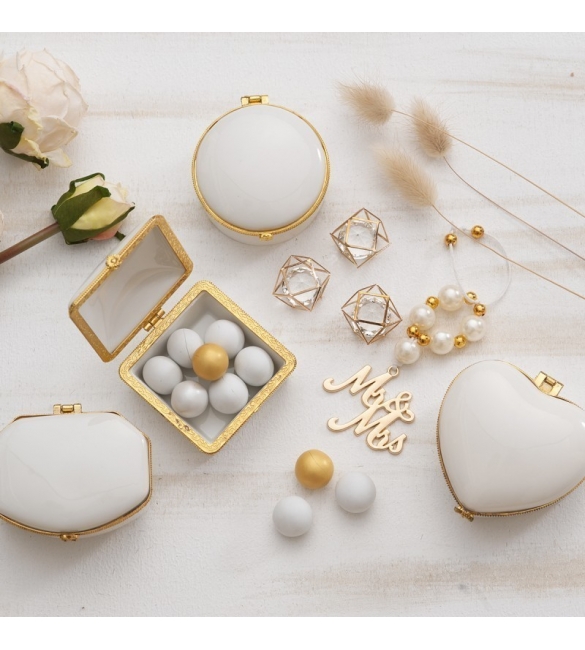 Μπομπονιέρα πορσελάνινη μπομπονιέρα.